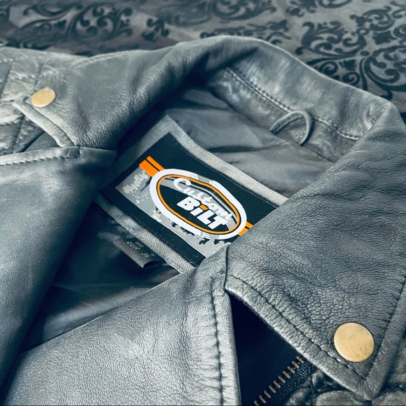 Custom Bilt Woman’s Motorcycle Jacket - Picture 2 of 9